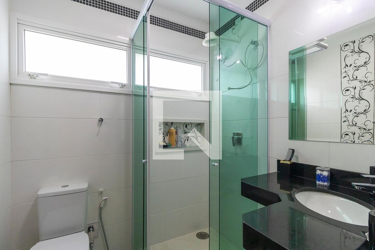 Casa à Venda - Swiss Park, 4 Quartos,  300 m2 em , Campinas - sp | SoloBR