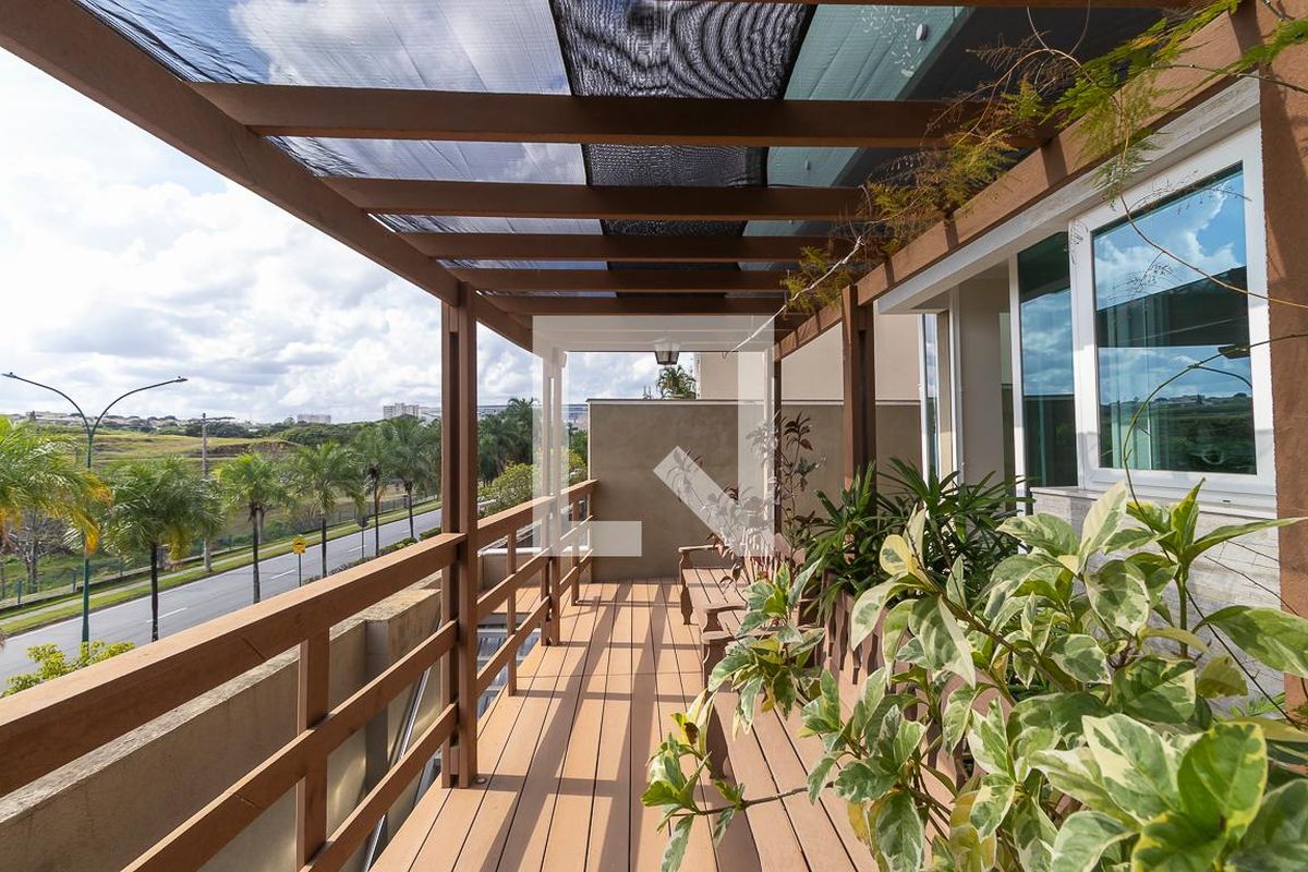 Casa à Venda - Swiss Park, 4 Quartos,  300 m2 em , Campinas - sp | SoloBR