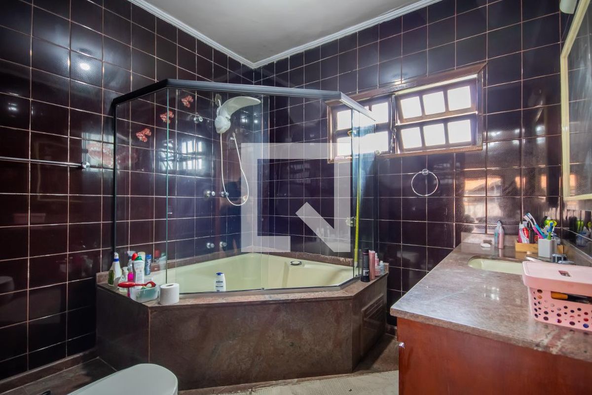 Casa, 4 quartos, 336 m² - Foto 32