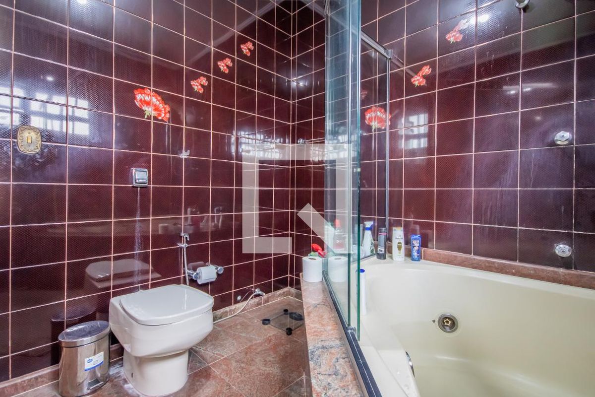 Casa, 4 quartos, 336 m² - Foto 42