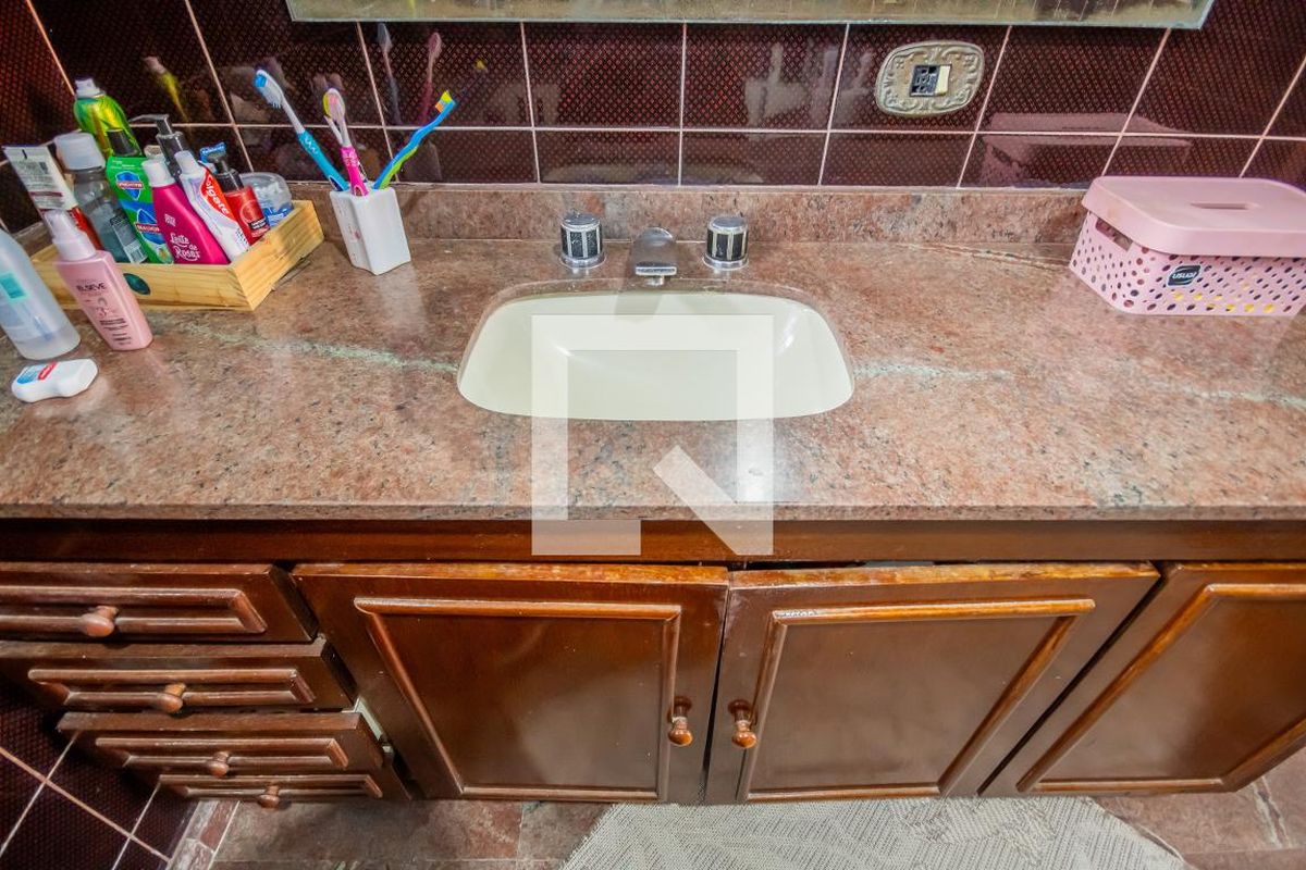 Casa, 4 quartos, 336 m² - Foto 38