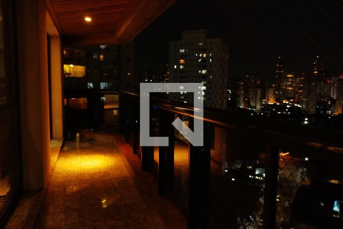 Apartamento, 3 quartos, 200 m² - Foto 12