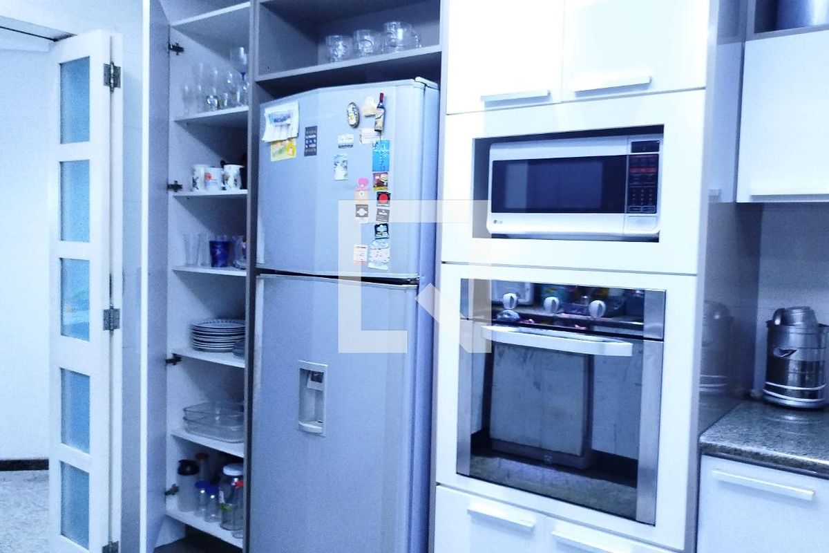 Apartamento, 3 quartos, 200 m² - Foto 124