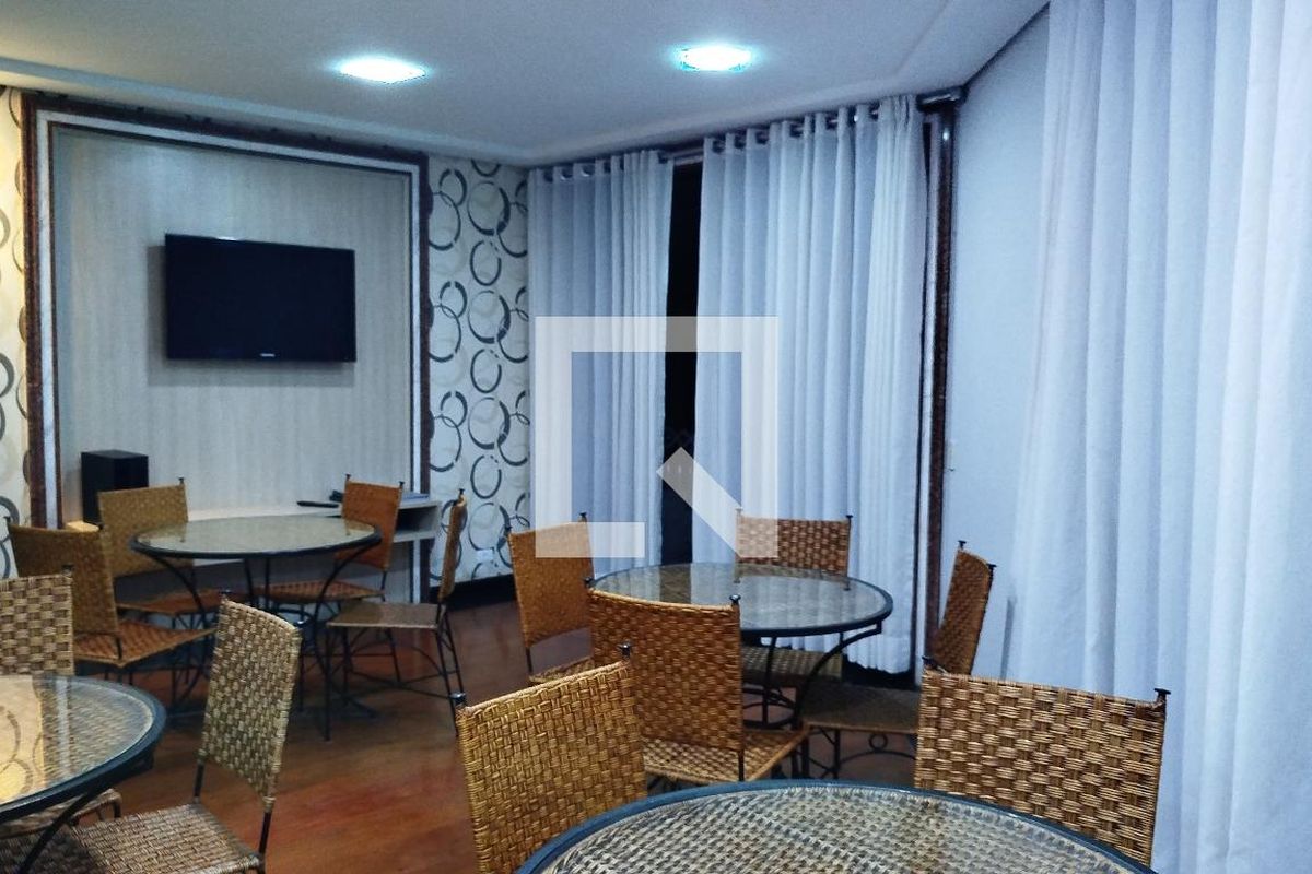 Apartamento, 3 quartos, 200 m² - Foto 184