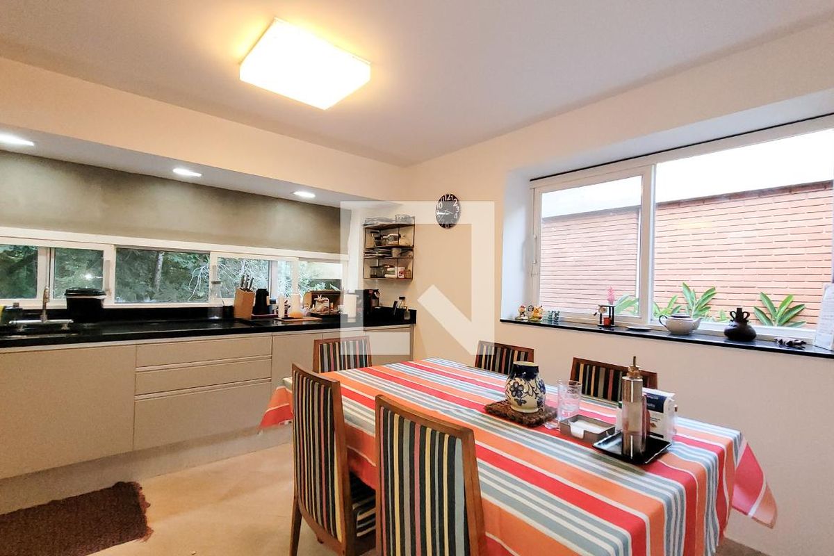 Casa à Venda - Jardim Santana, 6 Quartos,  830 m2 em , Campinas - sp | SoloBR