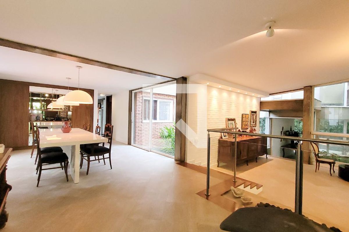 Casa à Venda - Jardim Santana, 6 Quartos,  830 m2 em , Campinas - sp | SoloBR