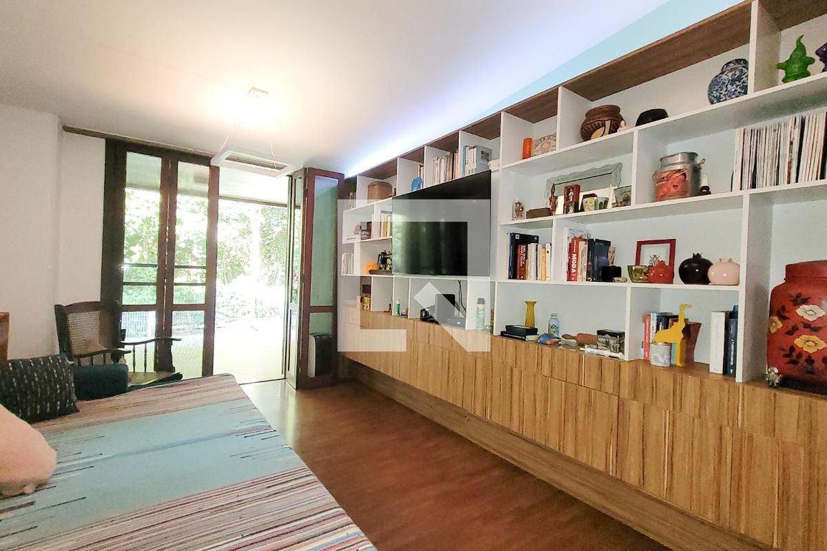 Casa à Venda - Jardim Santana, 6 Quartos,  830 m2 em , Campinas - sp | SoloBR