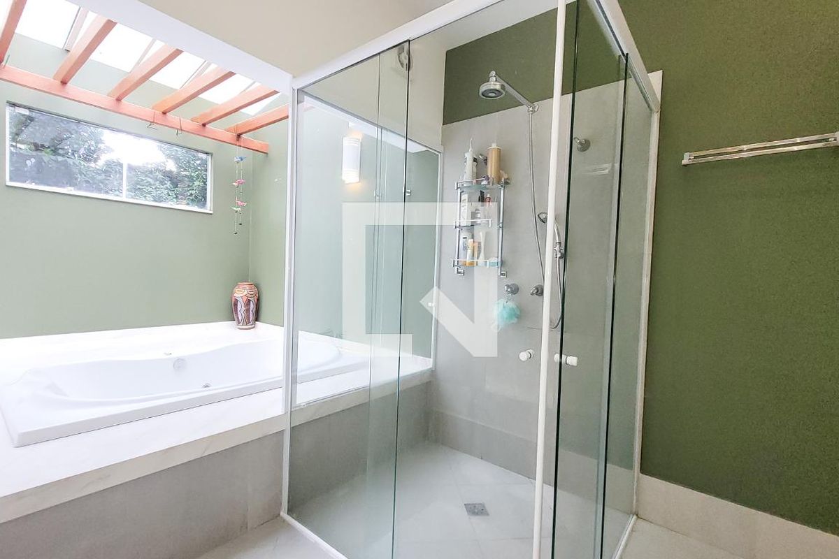 Casa à Venda - Jardim Santana, 6 Quartos,  830 m2 em , Campinas - sp | SoloBR