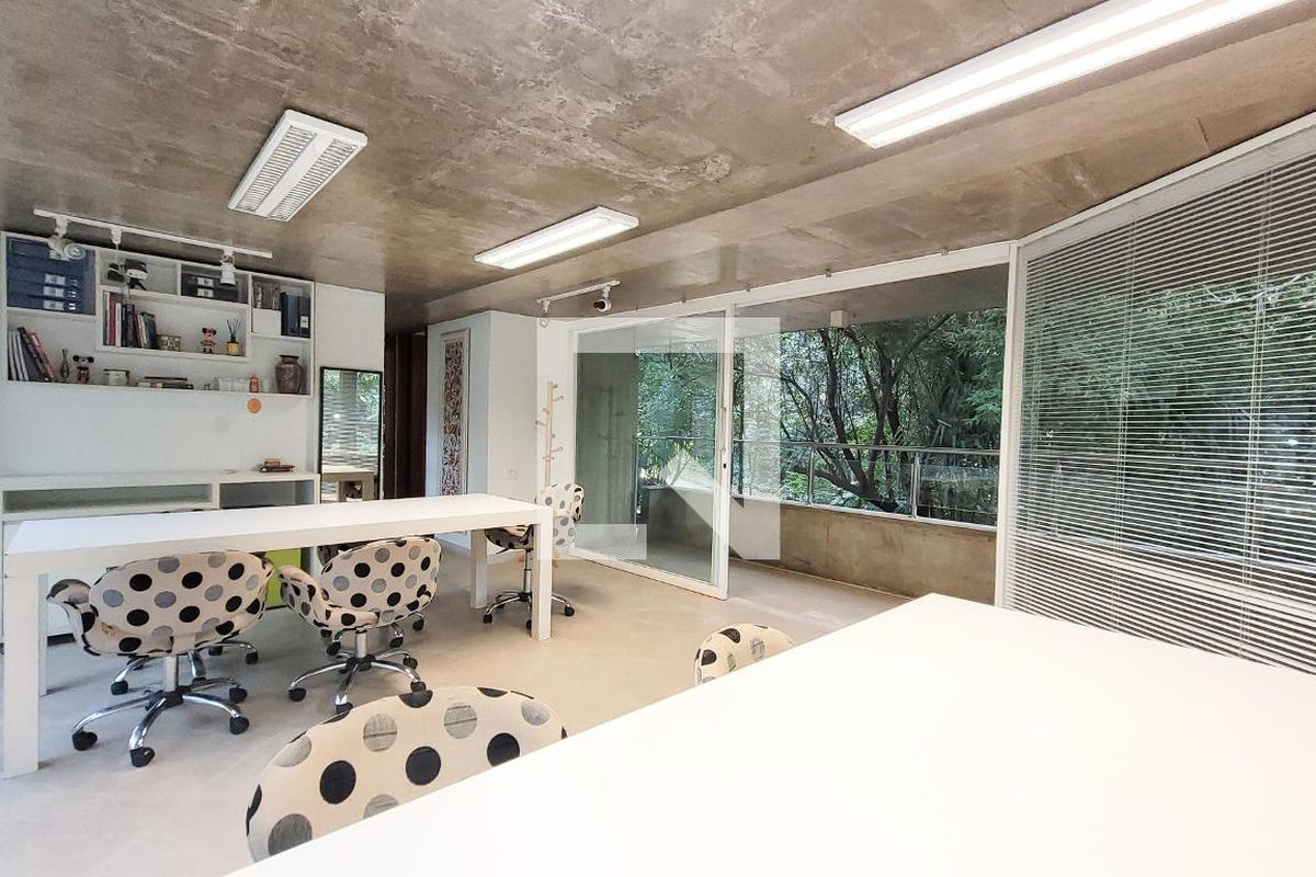 Casa à Venda - Jardim Santana, 6 Quartos,  830 m2 em , Campinas - sp | SoloBR