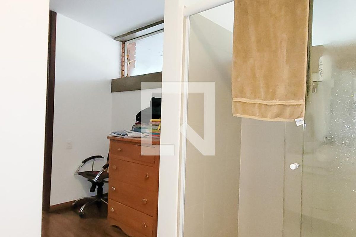 Casa à Venda - Jardim Santana, 6 Quartos,  830 m2 em , Campinas - sp | SoloBR