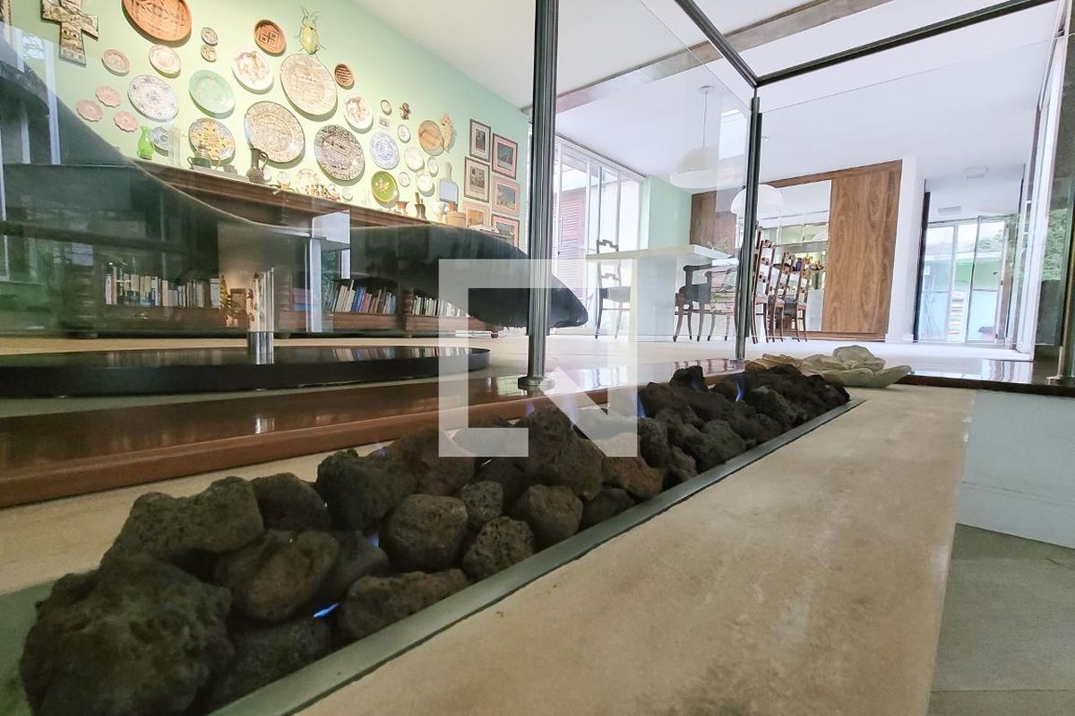 Casa à Venda - Jardim Santana, 6 Quartos,  830 m2 em , Campinas - sp | SoloBR