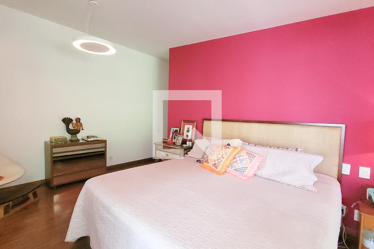 Casa à Venda - Jardim Santana, 6 Quartos,  830 m2 em , Campinas - sp | SoloBR