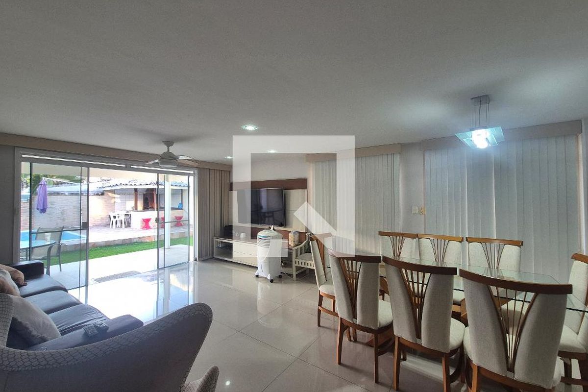 Casa, 4 quartos, 250 m² - Foto 2
