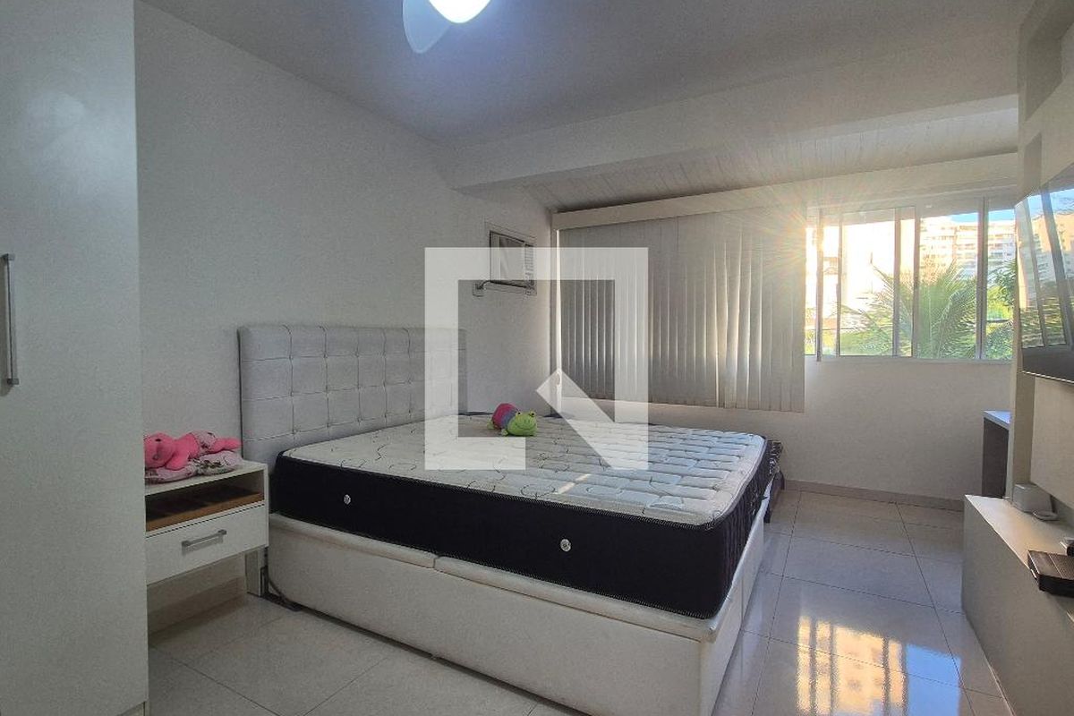 Casa, 4 quartos, 250 m² - Foto 28