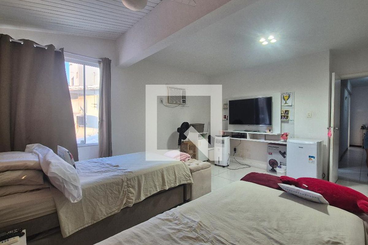 Casa, 4 quartos, 250 m² - Foto 50