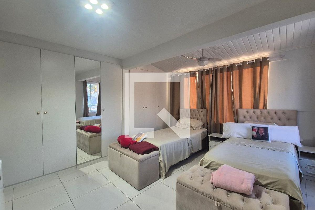 Casa, 4 quartos, 250 m² - Foto 46