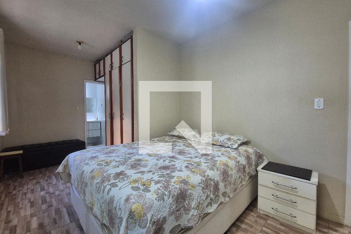 Casa, 4 quartos, 250 m² - Foto 14