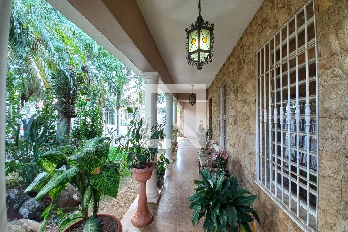 Casa à Venda - Guanabara, 5 Quartos,  500 m2 em , Campinas - sp | SoloBR