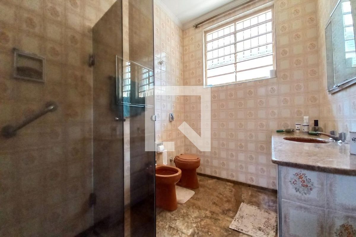 Casa à Venda - Guanabara, 5 Quartos,  500 m2 em , Campinas - sp | SoloBR