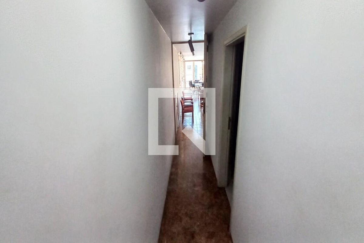 Casa à Venda - Guanabara, 5 Quartos,  500 m2 em , Campinas - sp | SoloBR