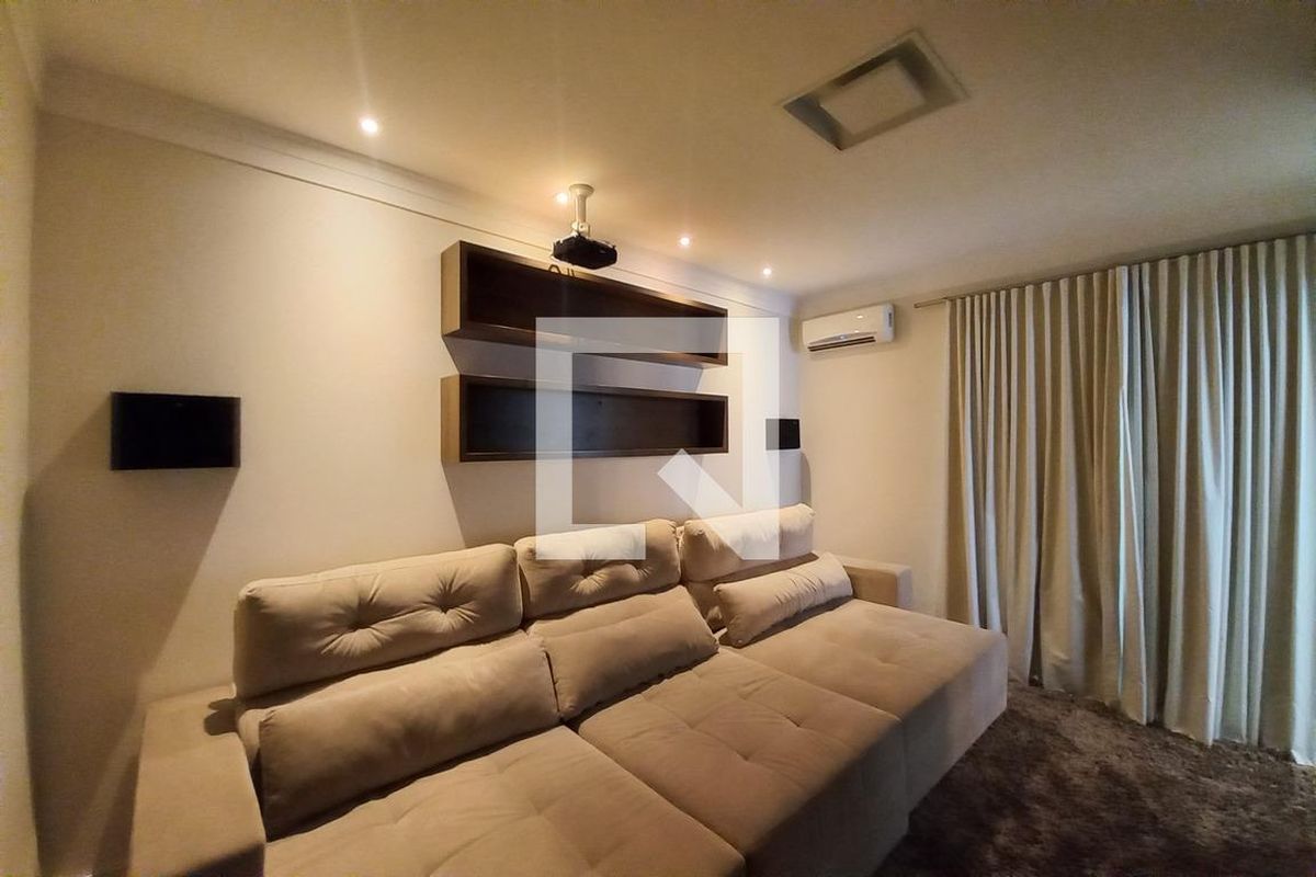 Casa à Venda - Swiss Park, 3 Quartos,  410 m2 em , Campinas - sp | SoloBR