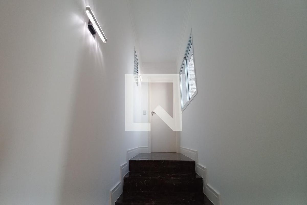 Casa à Venda - Swiss Park, 3 Quartos,  410 m2 em , Campinas - sp | SoloBR