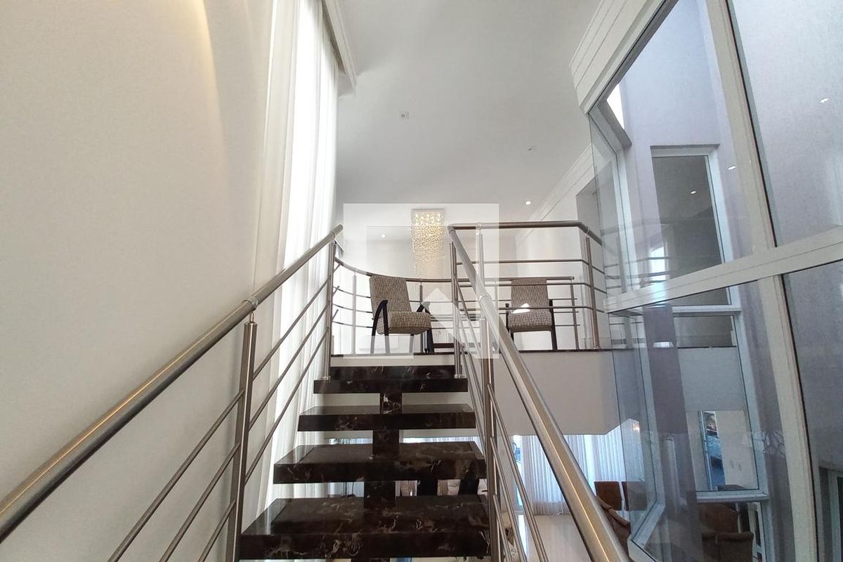 Casa à Venda - Swiss Park, 3 Quartos,  410 m2 em , Campinas - sp | SoloBR
