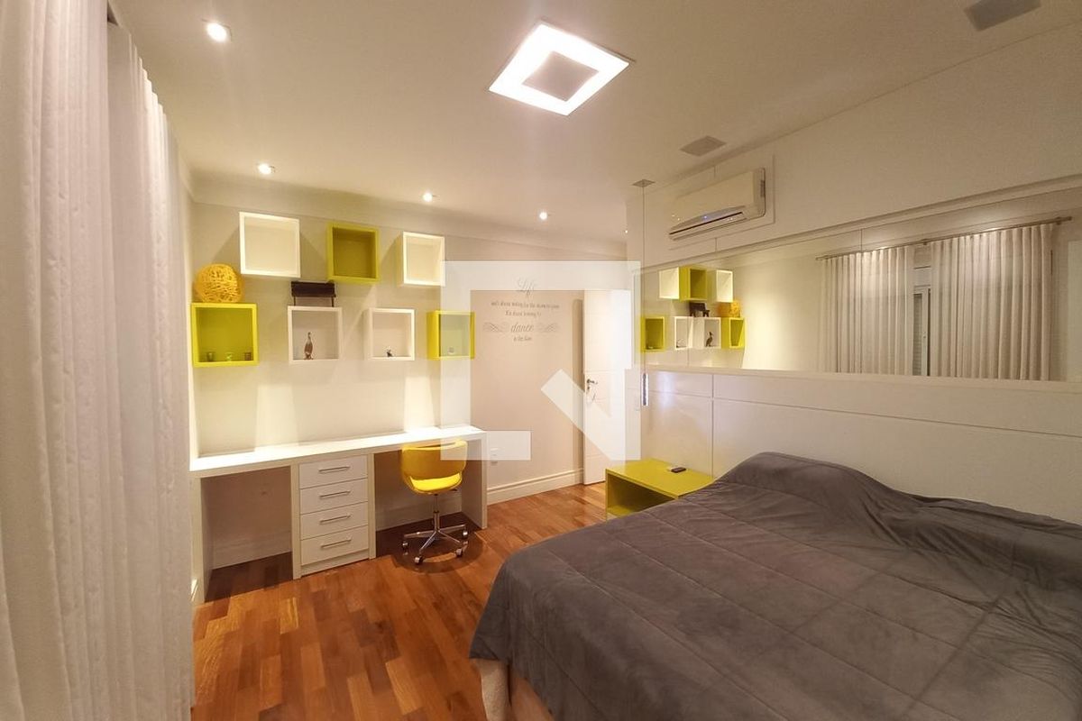 Casa à Venda - Swiss Park, 3 Quartos,  410 m2 em , Campinas - sp | SoloBR