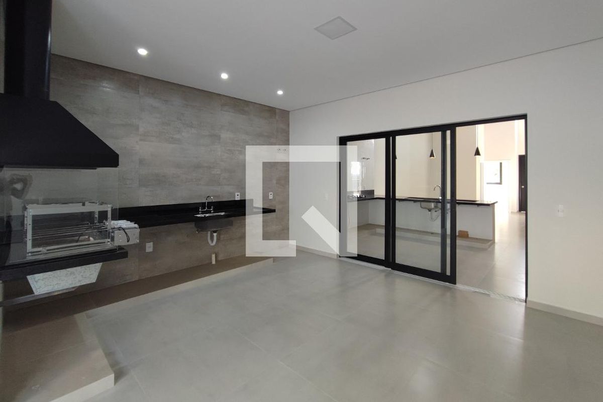 Casa à Venda - Swiss Park, 3 Quartos,  200 m2 em , Campinas - sp | SoloBR