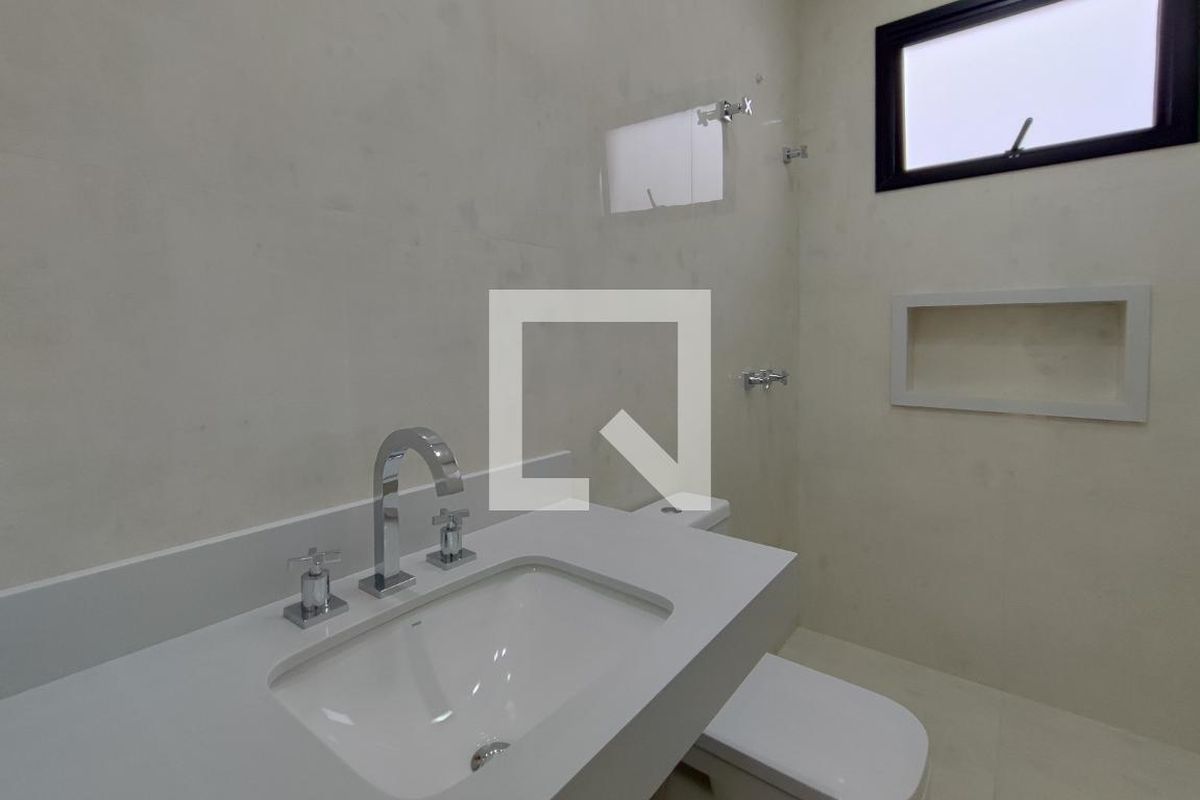 Casa à Venda - Swiss Park, 3 Quartos,  200 m2 em , Campinas - sp | SoloBR