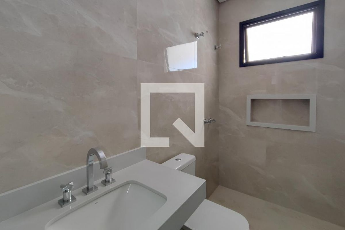 Casa à Venda - Swiss Park, 3 Quartos,  200 m2 em , Campinas - sp | SoloBR