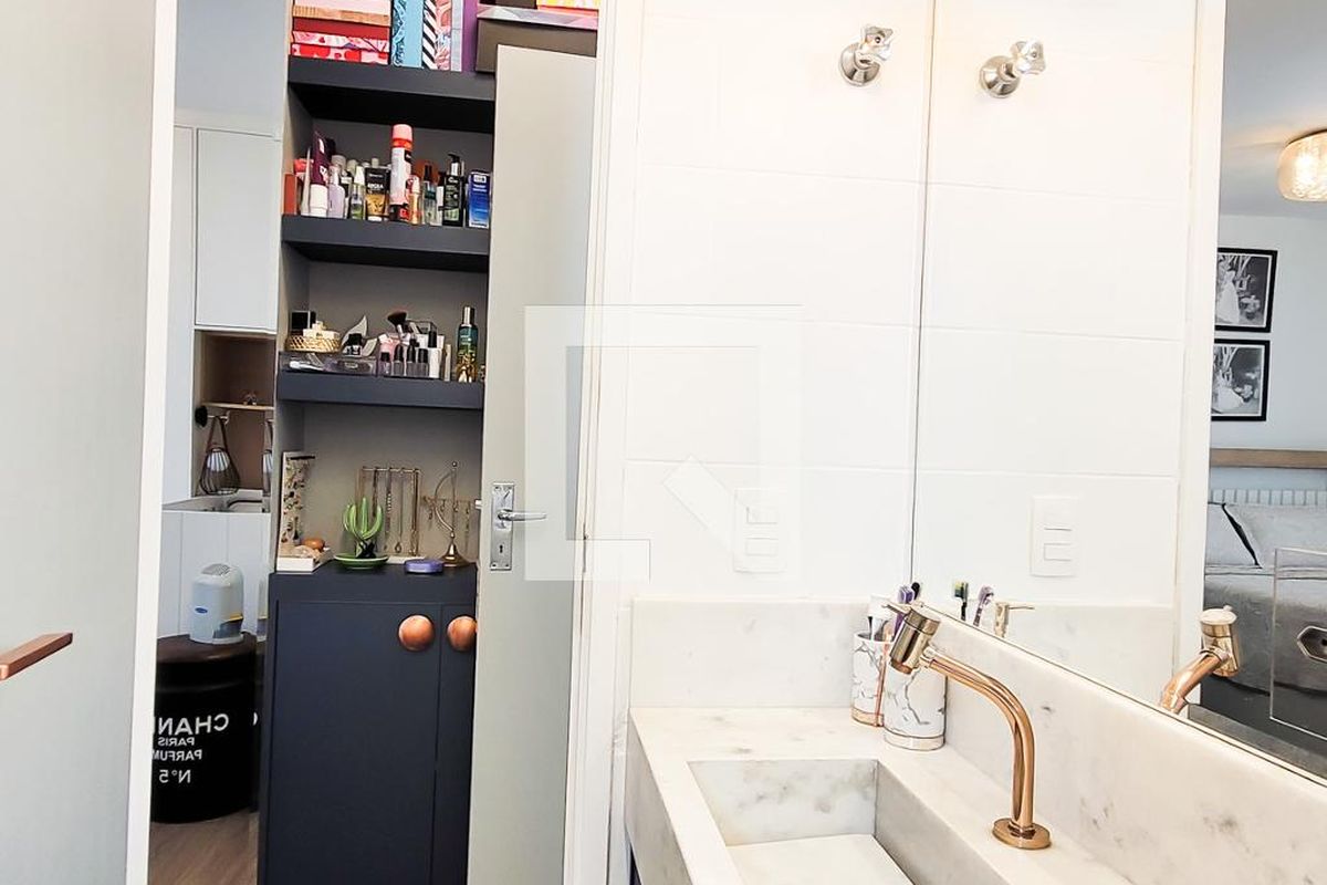 Apartamento à Venda - Centro, 1 Quarto,  50 m2 em , Campinas - sp | SoloBR