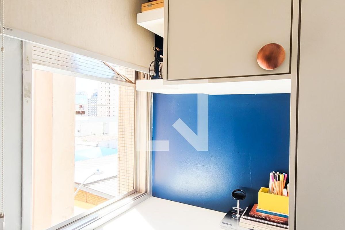 Apartamento à Venda - Centro, 1 Quarto,  50 m2 em , Campinas - sp | SoloBR