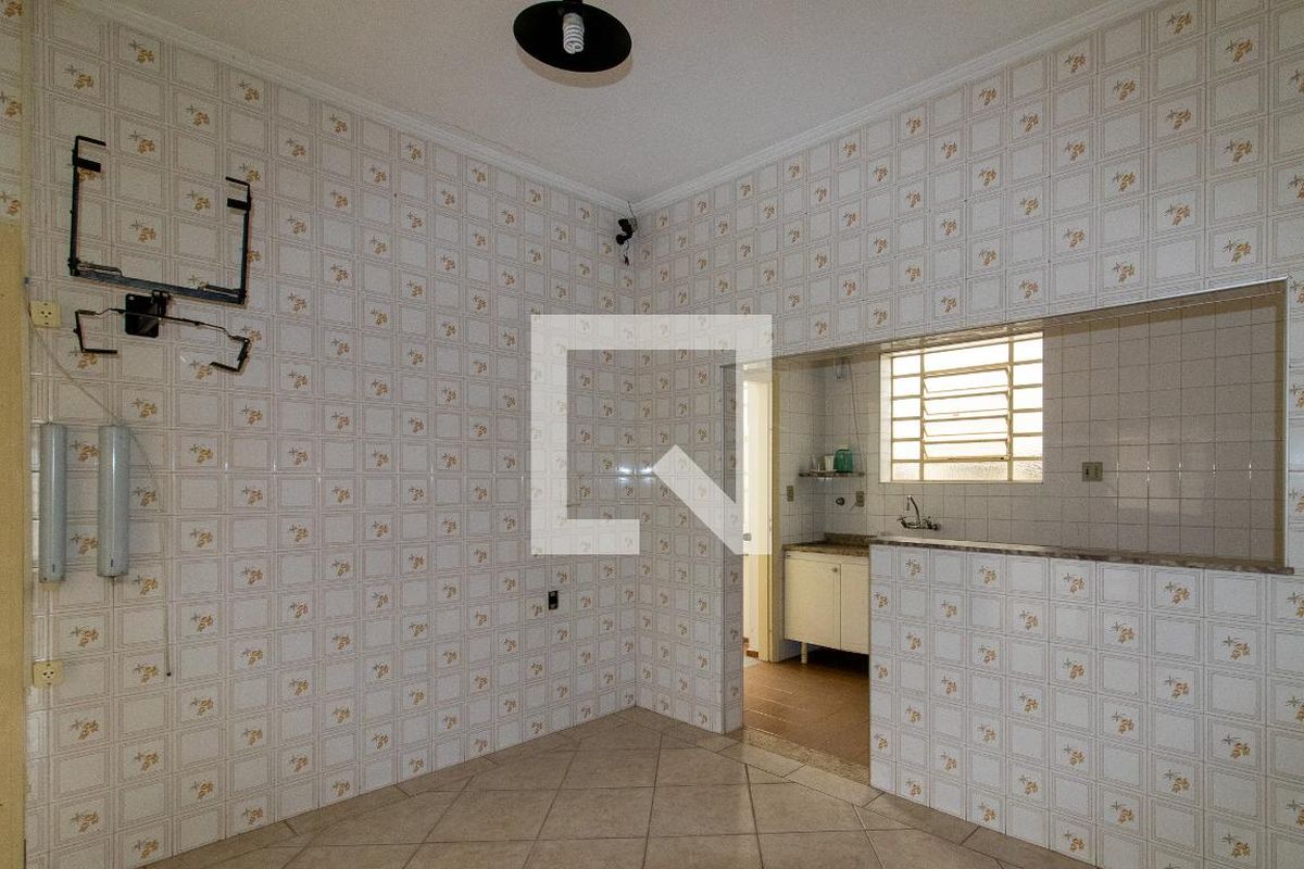 Casa à Venda - Jardim Chapadão, 3 Quartos,  168 m2 em , Campinas - sp | SoloBR