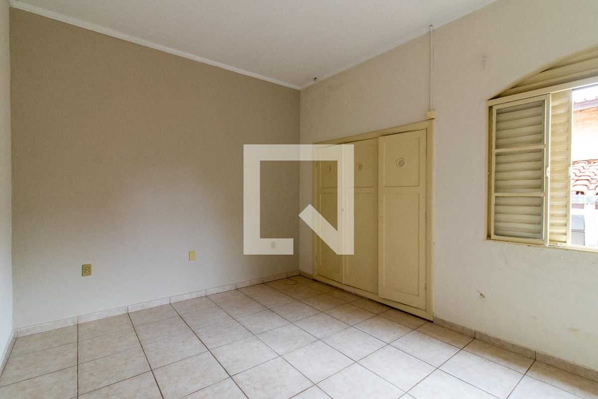 Casa à Venda - Jardim Chapadão, 3 Quartos,  168 m2 em , Campinas - sp | SoloBR