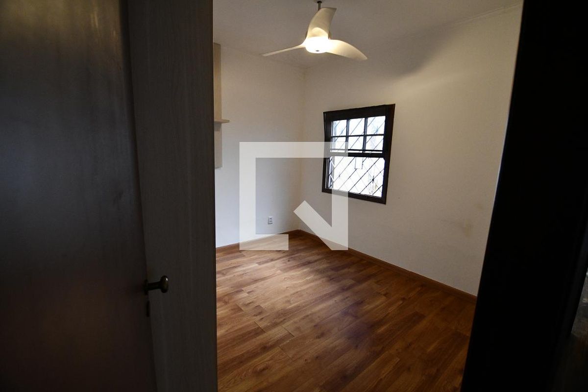 Casa à Venda - Taquaral, 3 Quartos,  152 m2 em , Campinas - sp | SoloBR