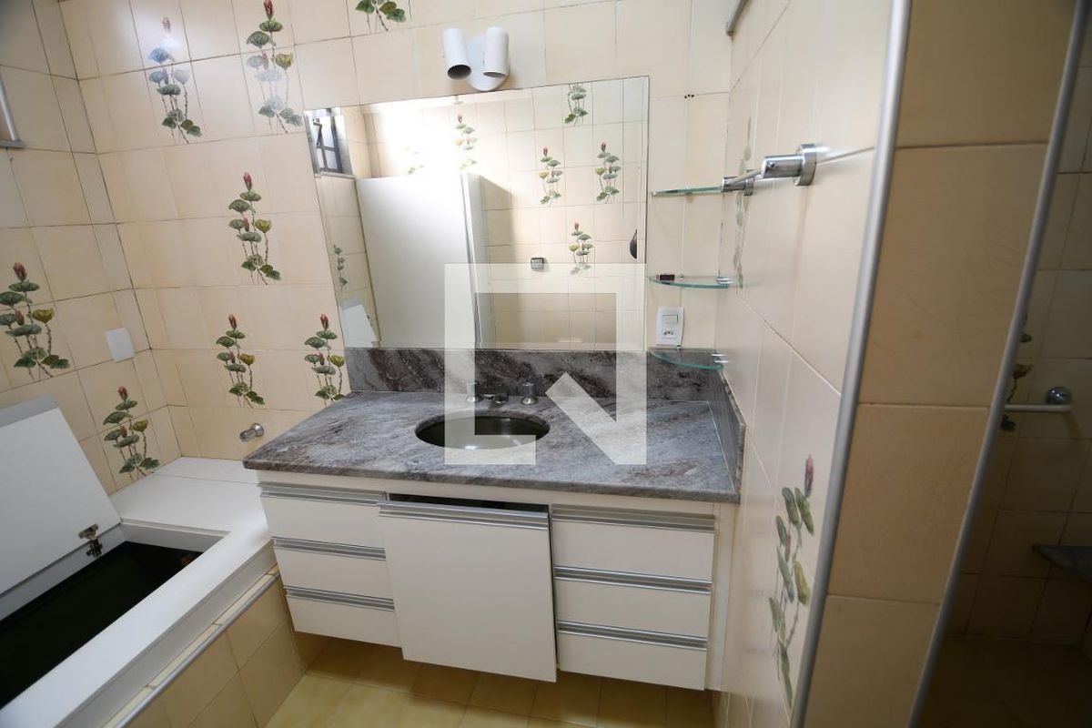 Casa à Venda - Taquaral, 3 Quartos,  152 m2 em , Campinas - sp | SoloBR