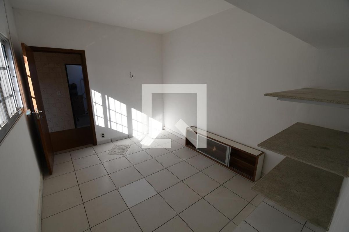 Casa à Venda - Taquaral, 3 Quartos,  152 m2 em , Campinas - sp | SoloBR