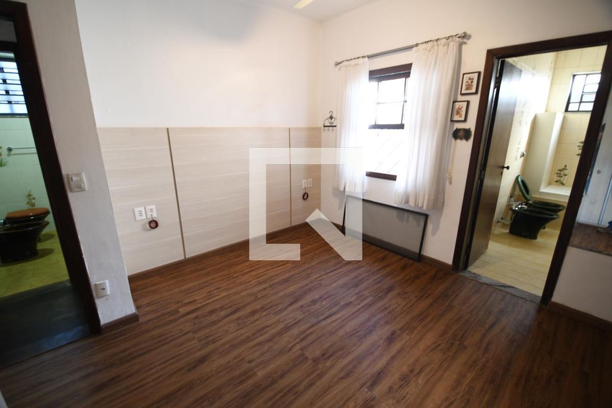 Casa à Venda - Taquaral, 3 Quartos,  152 m2 em , Campinas - sp | SoloBR