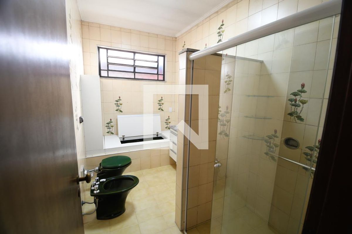 Casa à Venda - Taquaral, 3 Quartos,  152 m2 em , Campinas - sp | SoloBR