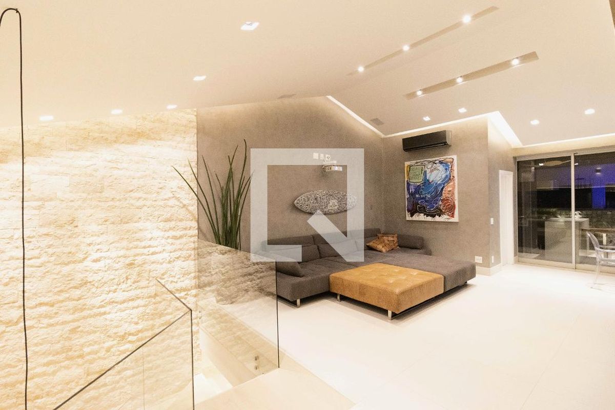 Apartamento à Venda - Cambuí, 2 Quartos,  305 m2 em , Campinas - sp | SoloBR