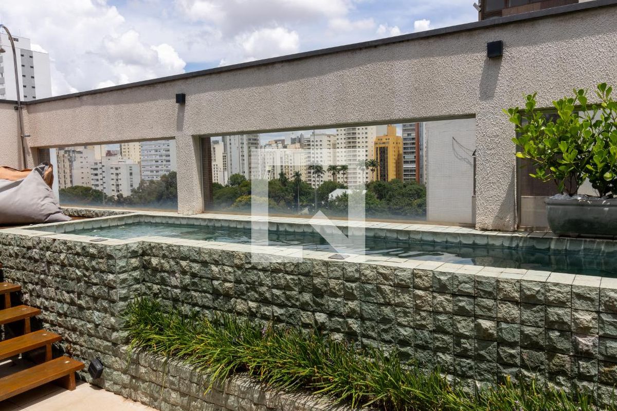 Apartamento à Venda - Cambuí, 2 Quartos,  305 m2 em , Campinas - sp | SoloBR