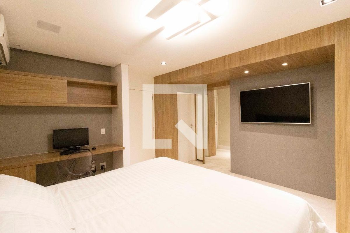 Apartamento à Venda - Cambuí, 2 Quartos,  305 m2 em , Campinas - sp | SoloBR