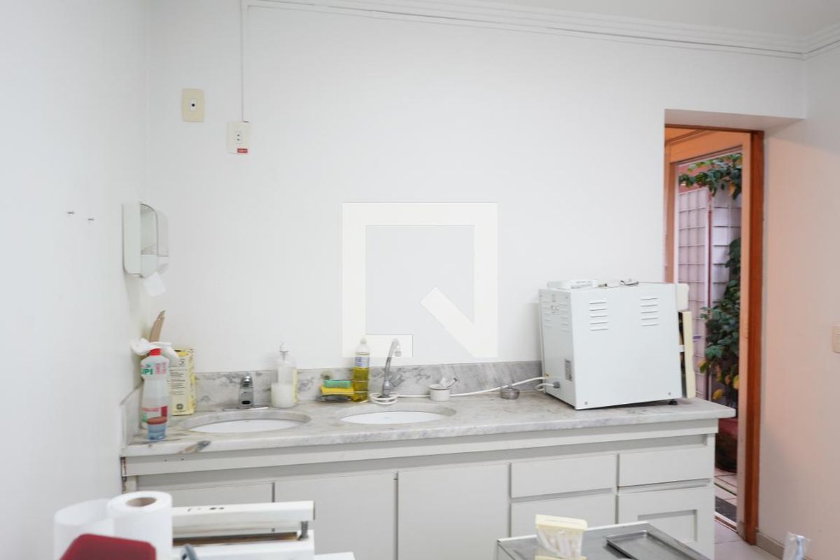 Casa, 4 quartos, 200 m² - Foto 26