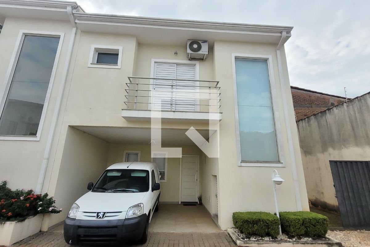 Casa à Venda - Mansões Santo Antônio, 3 Quartos,  150 m2 em , Campinas - sp | SoloBR