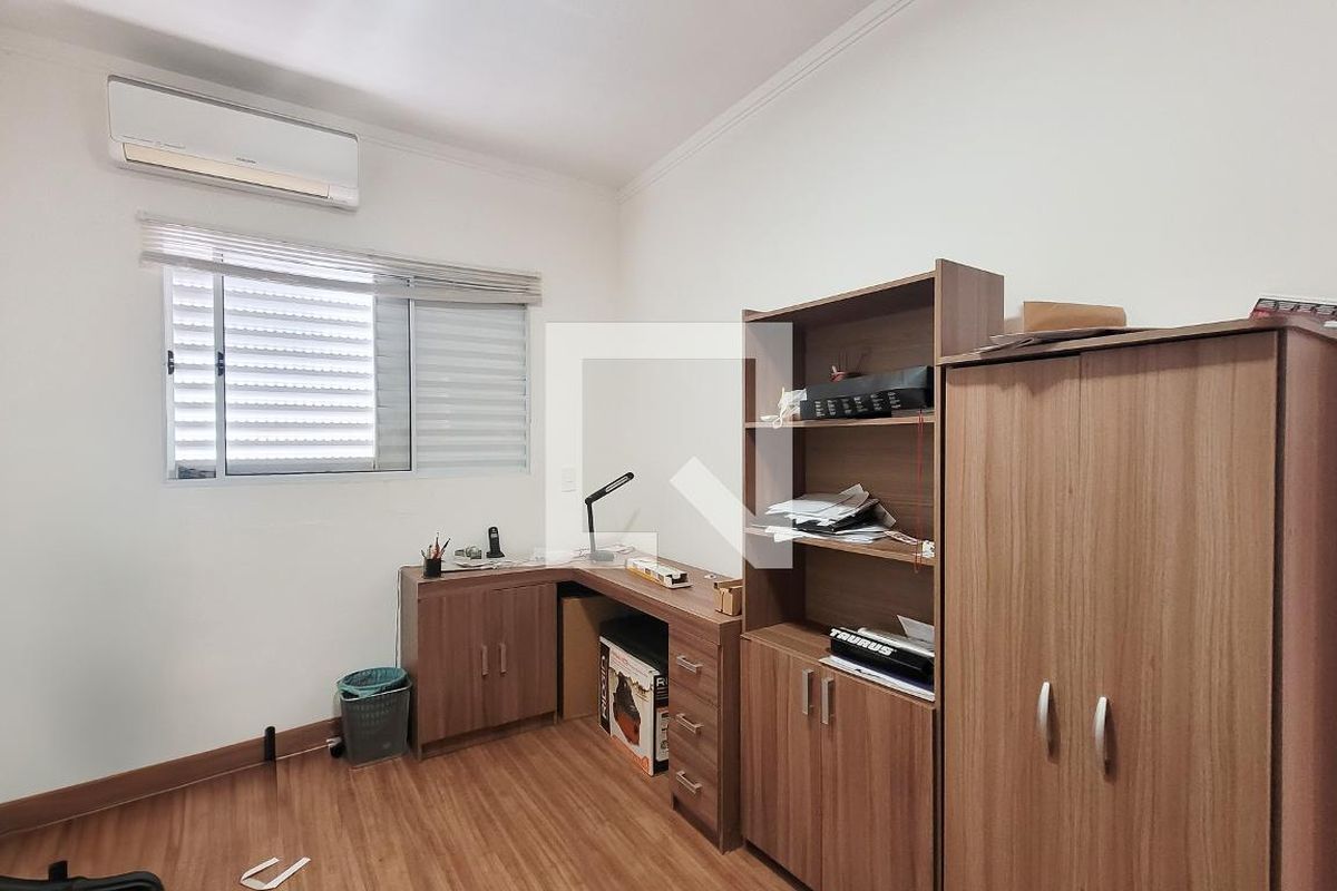 Casa à Venda - Mansões Santo Antônio, 3 Quartos,  150 m2 em , Campinas - sp | SoloBR