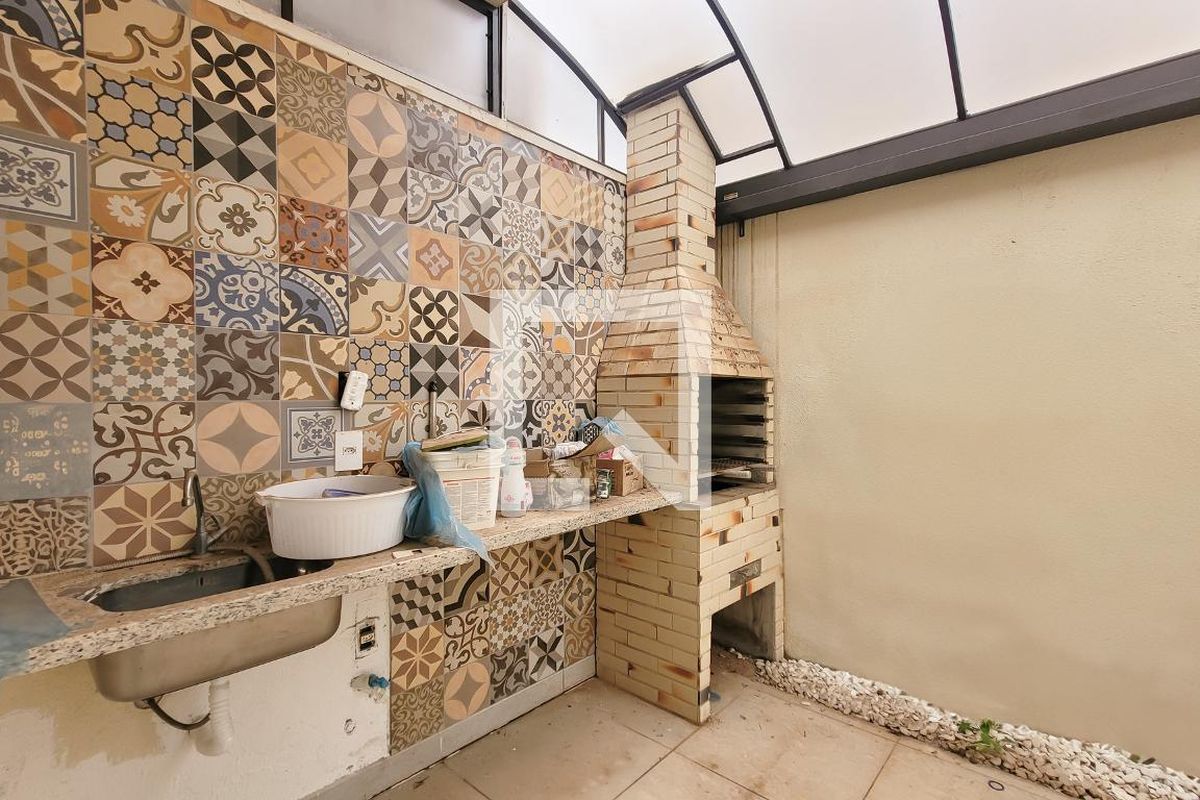 Casa à Venda - Mansões Santo Antônio, 3 Quartos,  150 m2 em , Campinas - sp | SoloBR