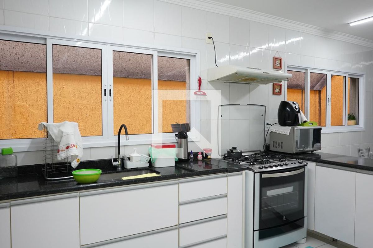 Casa, 3 quartos, 290 m² - Foto 85