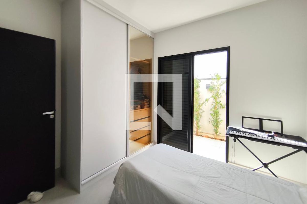 Casa à Venda - Swiss Park, 3 Quartos,  200 m2 em , Campinas - sp | SoloBR