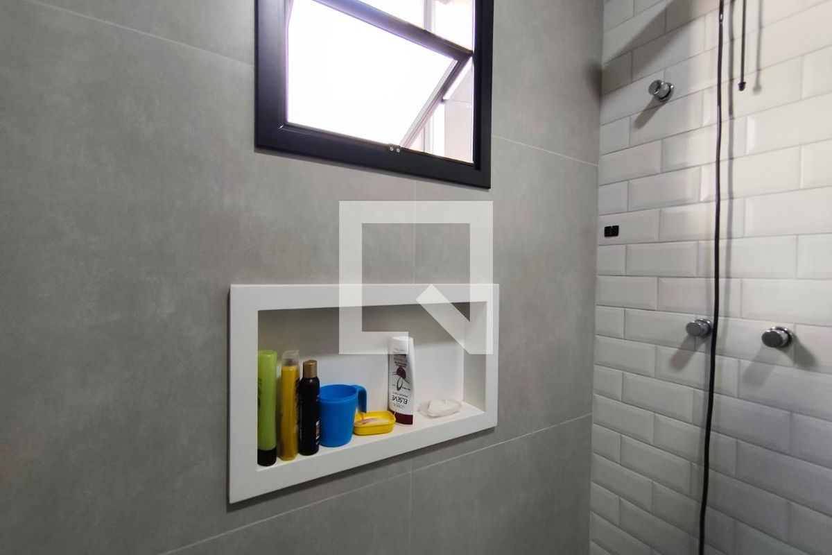 Casa à Venda - Swiss Park, 3 Quartos,  200 m2 em , Campinas - sp | SoloBR